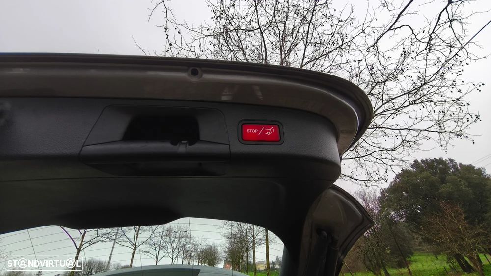 Mercedes-Benz EQA 250 - 14