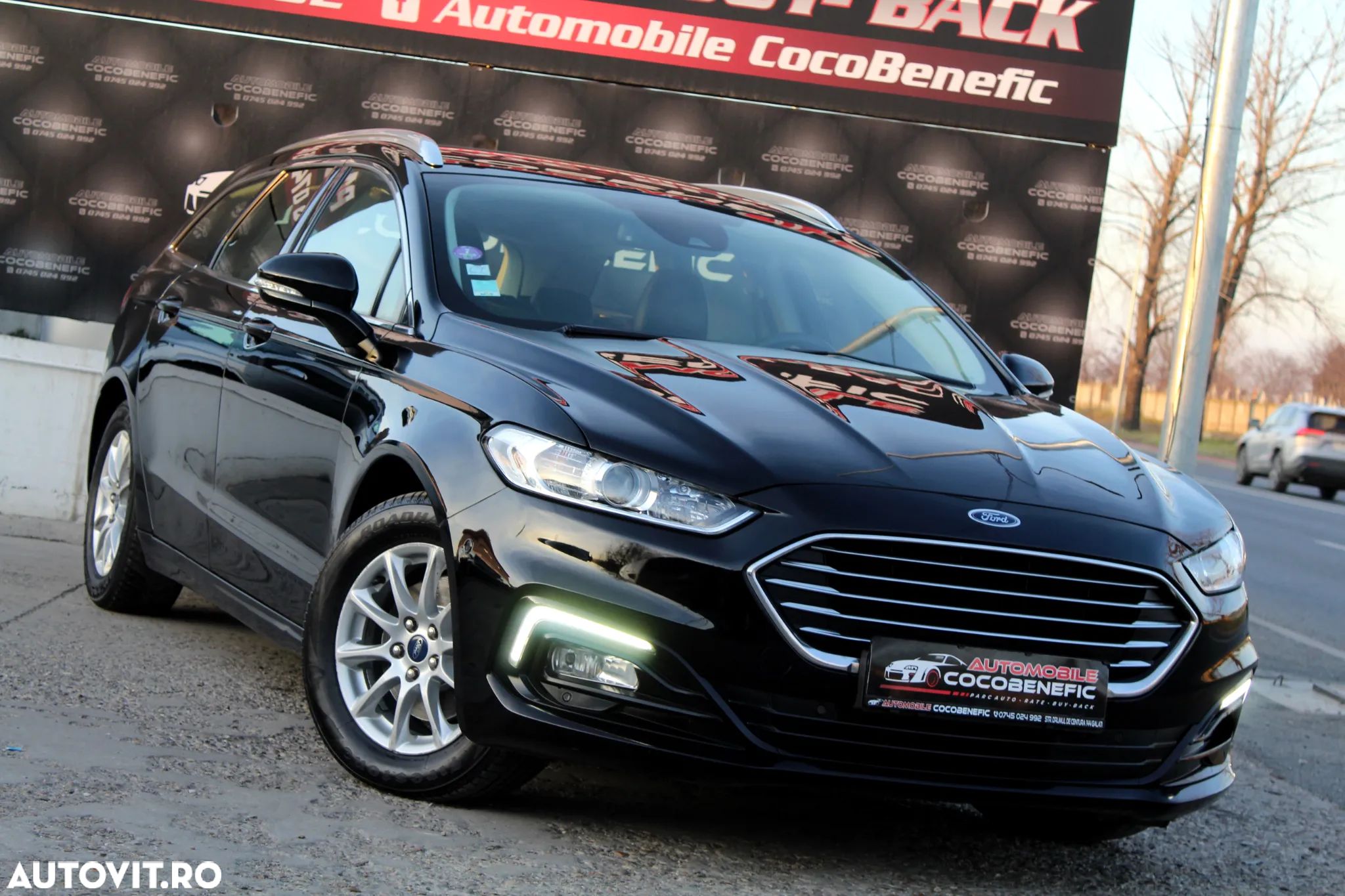 Ford Mondeo 2.0 HEV Titanium - 1