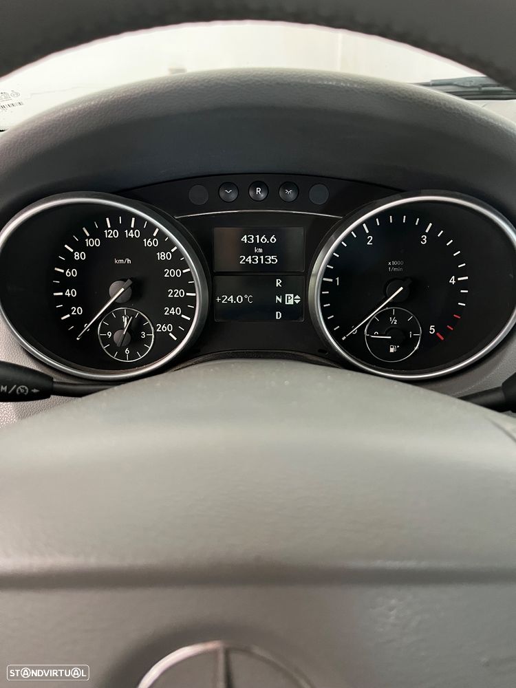 Mercedes-Benz ML 320 CDI - 2