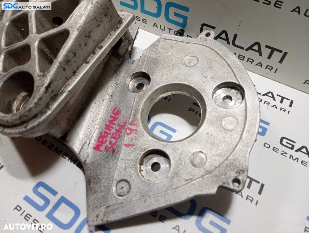 Suport Pompa Injectie Inalta Presiune Capac Distributie Motor Renault Scenic 3 1.9 D 2009 - 2016 Cod 791725 [M4574] - 2