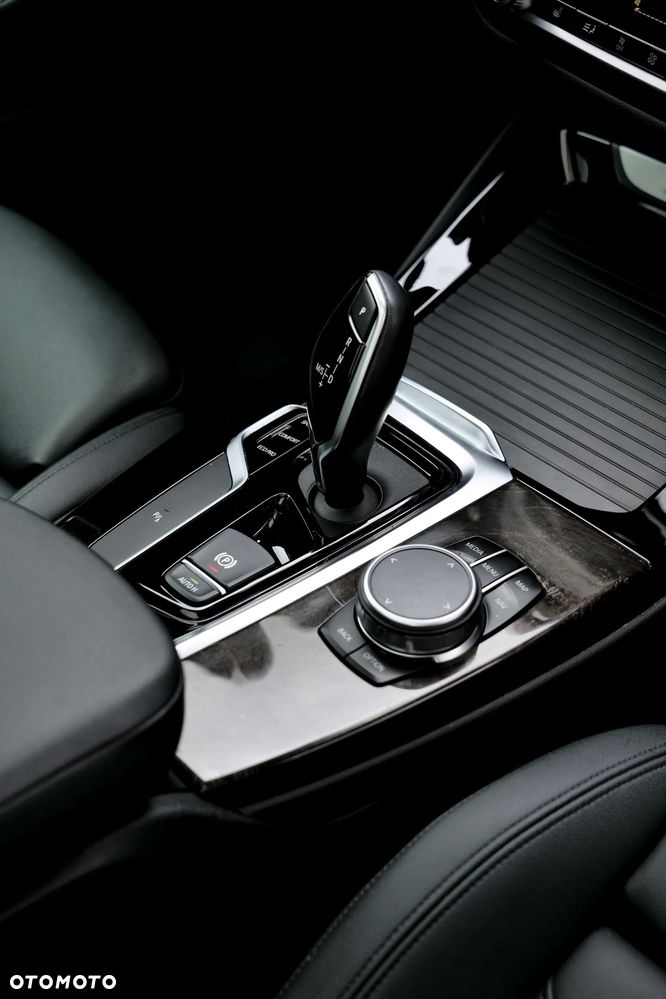 BMW X3 - 25