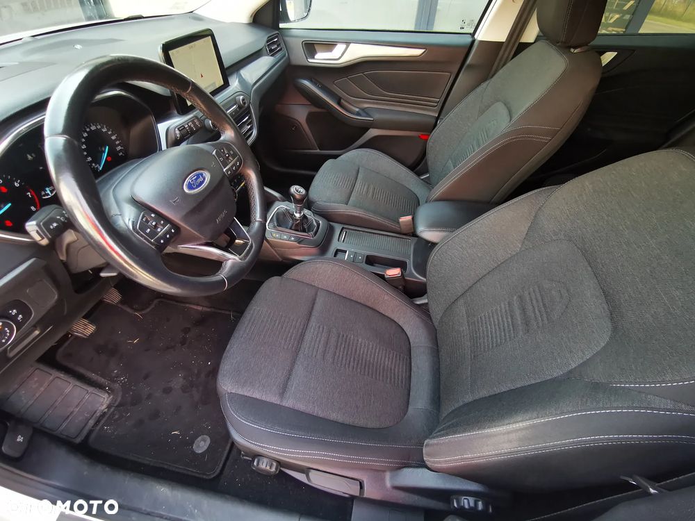 Ford Focus 1.0 EcoBoost Start-Stopp-System ACTIVE DESIGN - 10