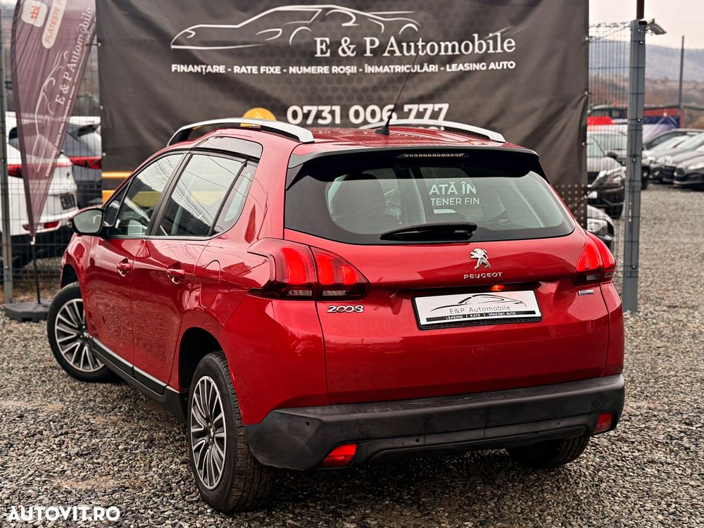 Peugeot 2008 PureTech 82 Style - 12