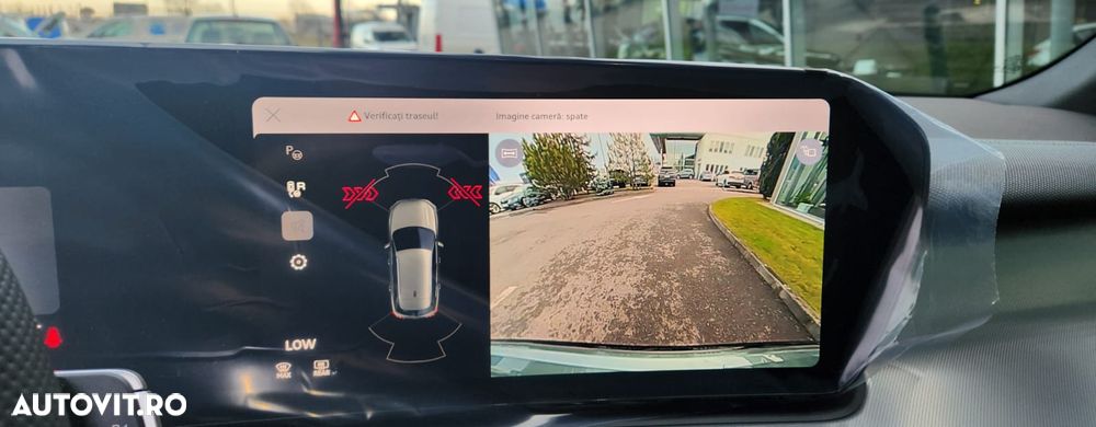 Audi Q3 2.0 35 TDI S tronic quattro S Line - 28