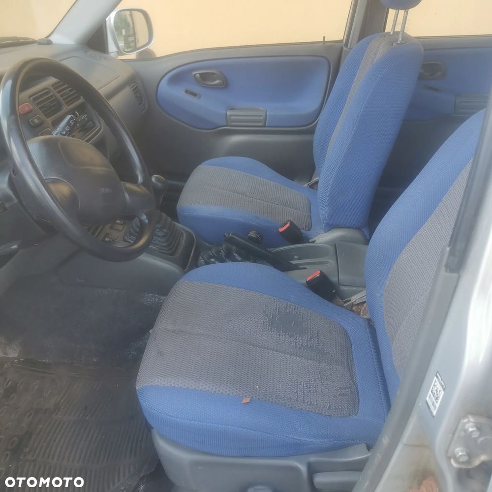 Suzuki Grand Vitara 2.0 Special Edition - 12