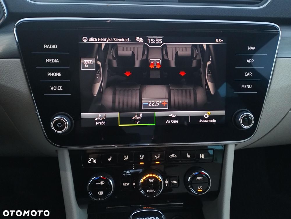 Skoda Superb 2.0 TSI Style DSG - 29