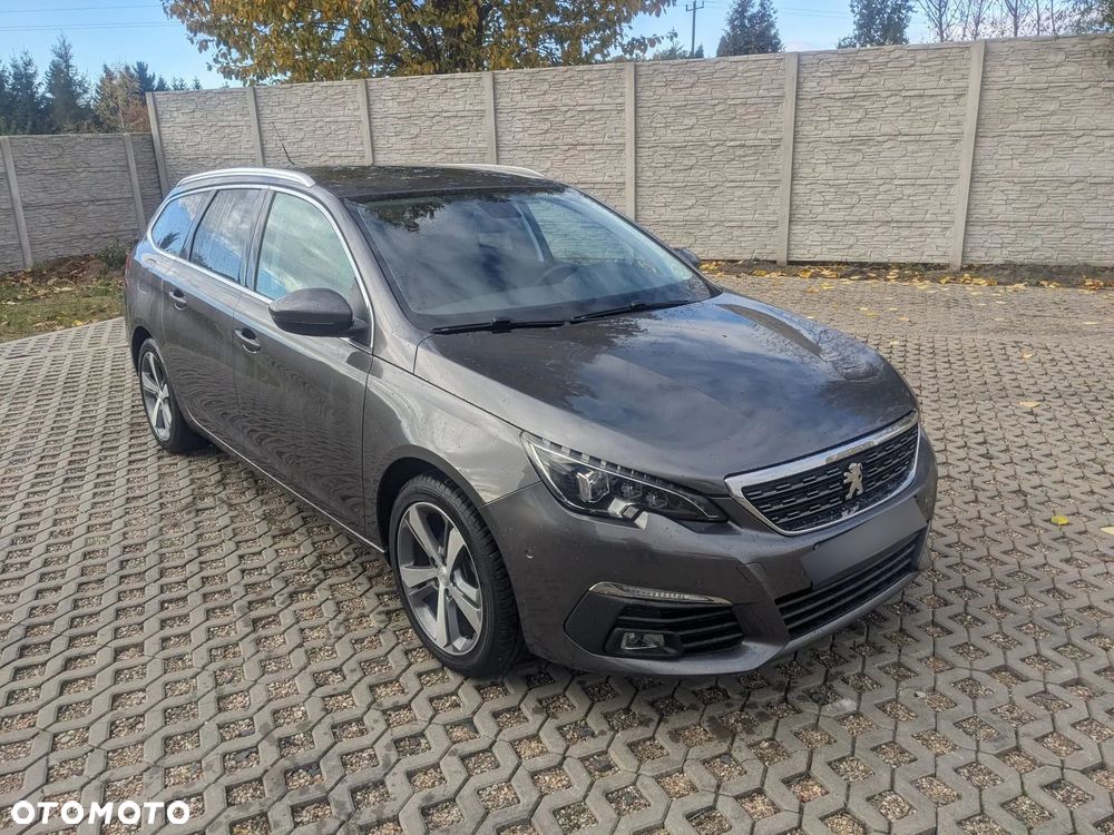 Peugeot 308 SW PureTech 130 Stop & Start Allure - 1