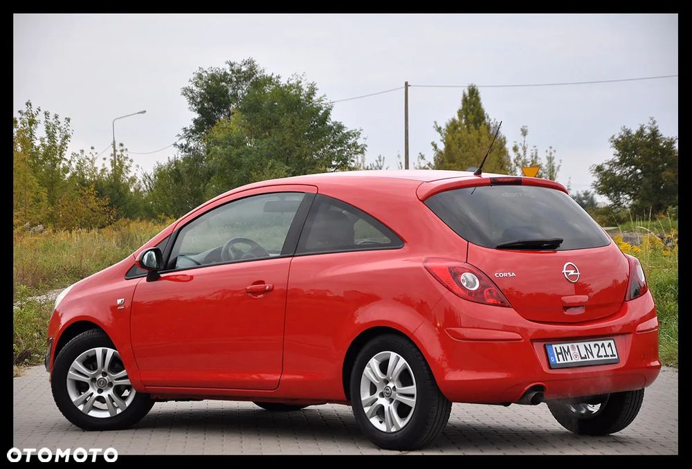Opel Corsa 1.4 16V Satellite - 3