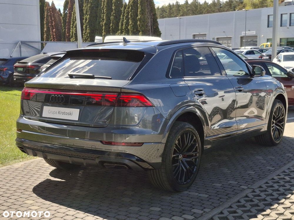 Audi Q8 - 6