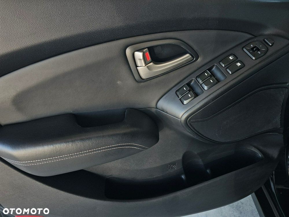 Hyundai ix35 2.0 2WD Style - 11