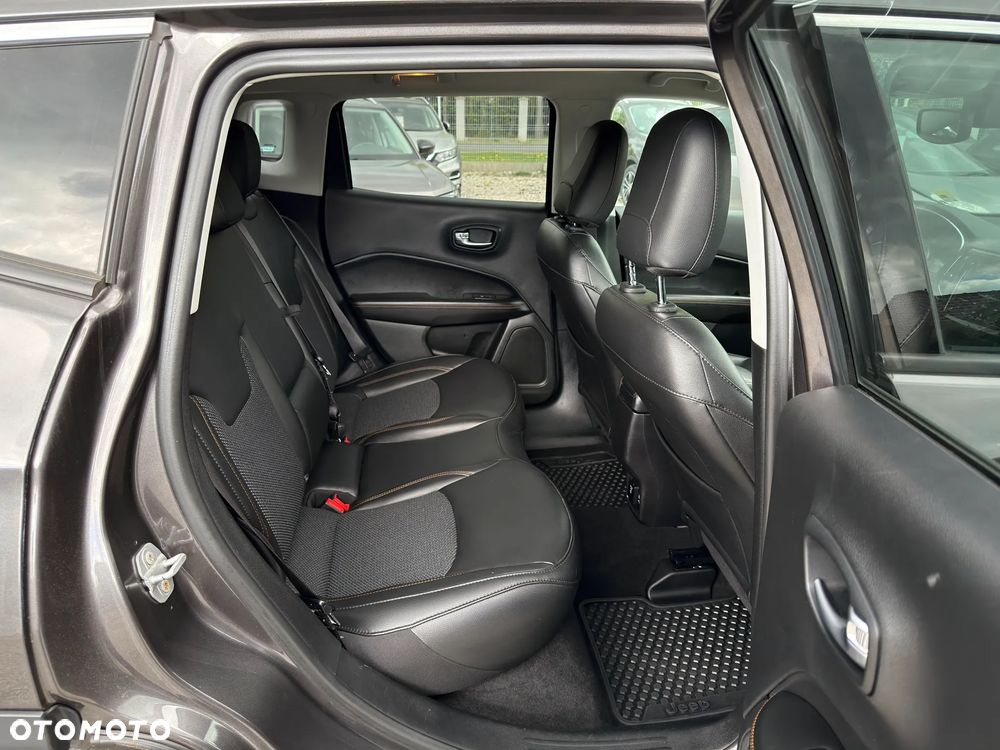 Jeep Compass 1.4 MultiAir Limited - 21