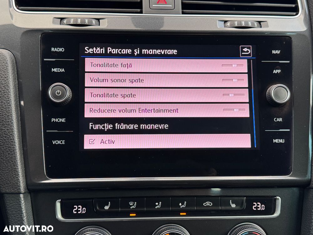 Volkswagen Golf 2.0 BlueTDI Comfortline - 29