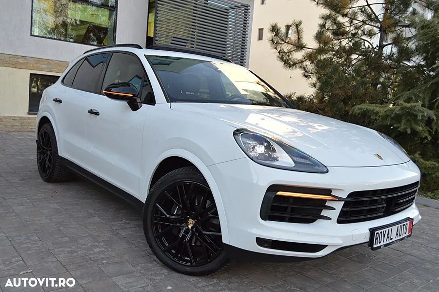 Porsche Cayenne Tiptronic S Platinum Edition - 13