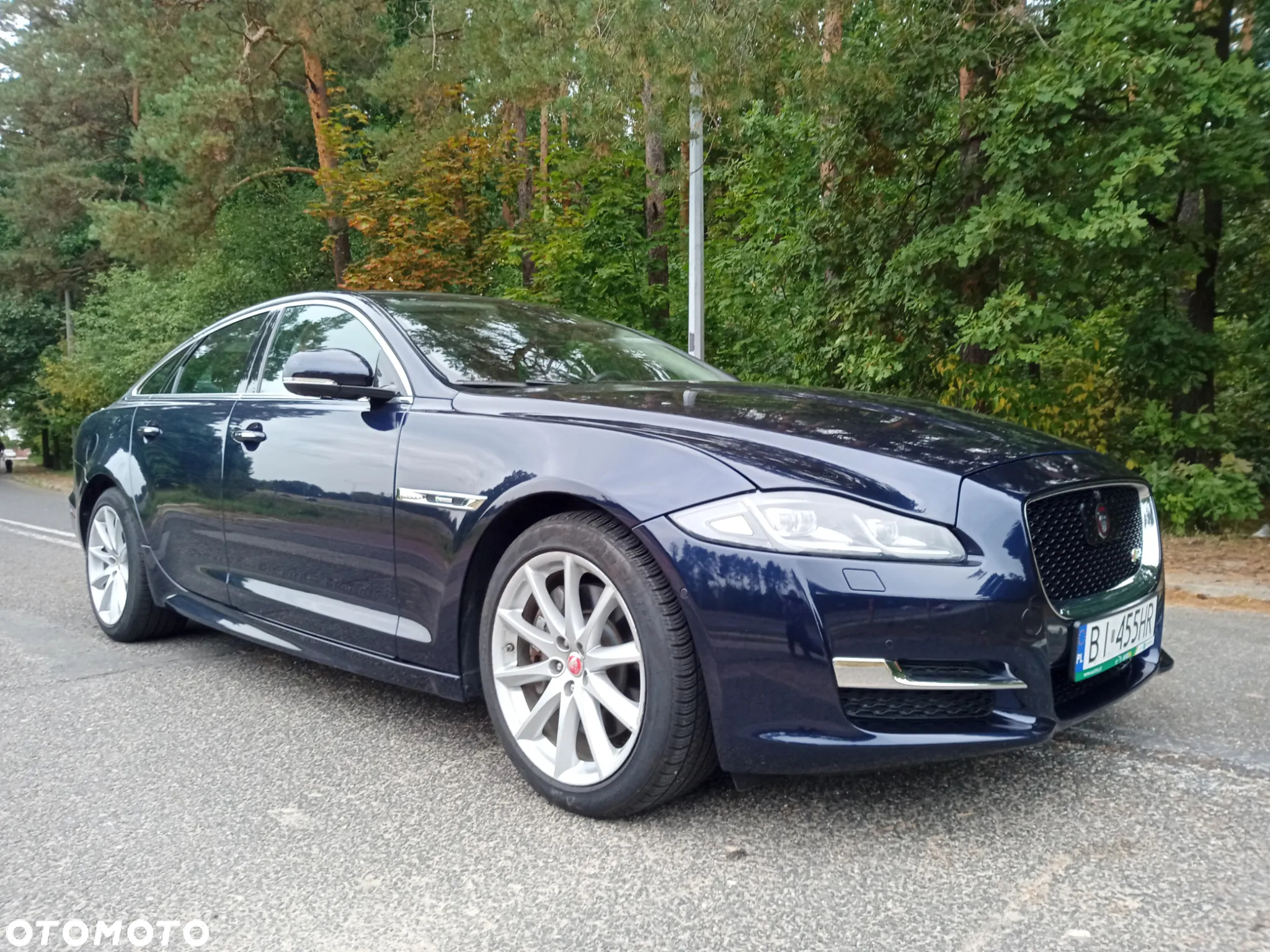 Jaguar XJ 3.0 T AWD R-Sport - 8