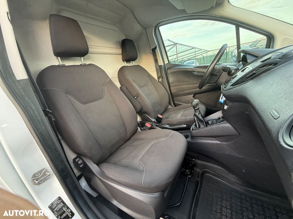 Ford TRANSIT-COURIER - 23