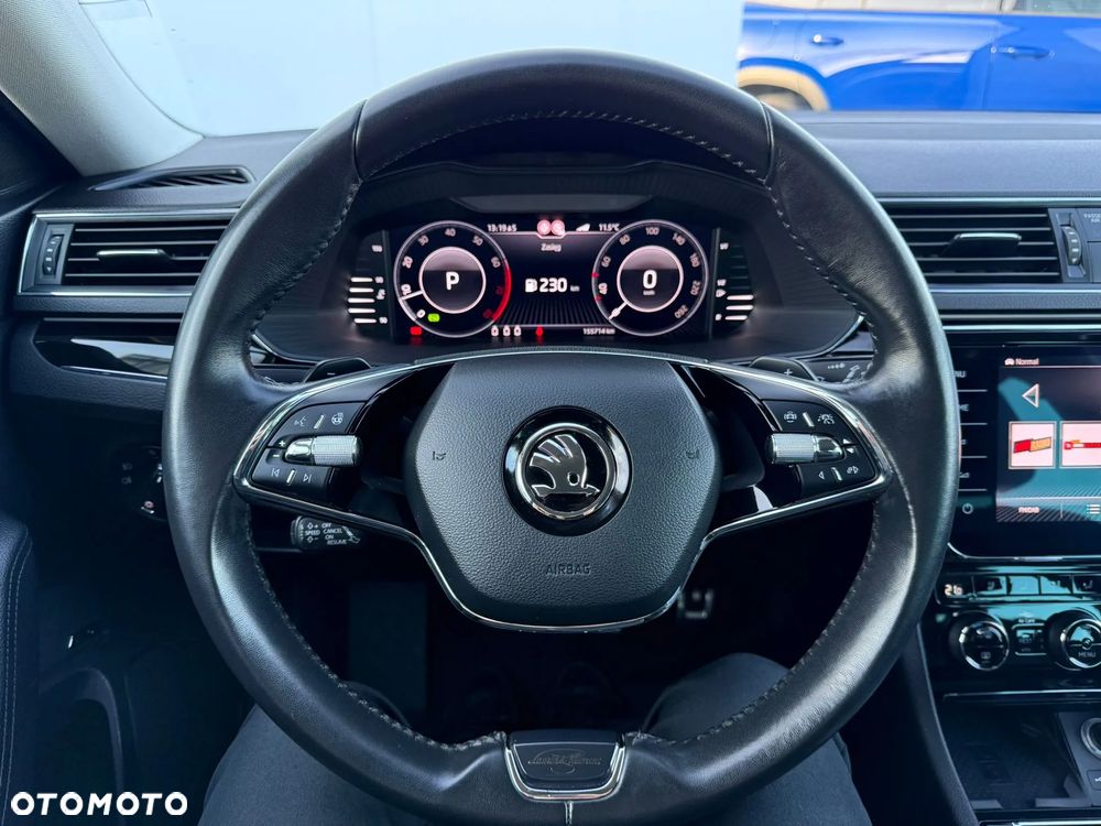 Skoda Superb 2.0 TSI 4x4 L&K DSG - 19