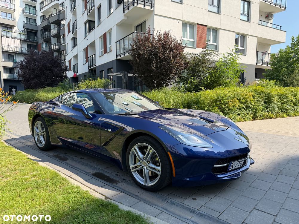 Chevrolet Corvette - 2