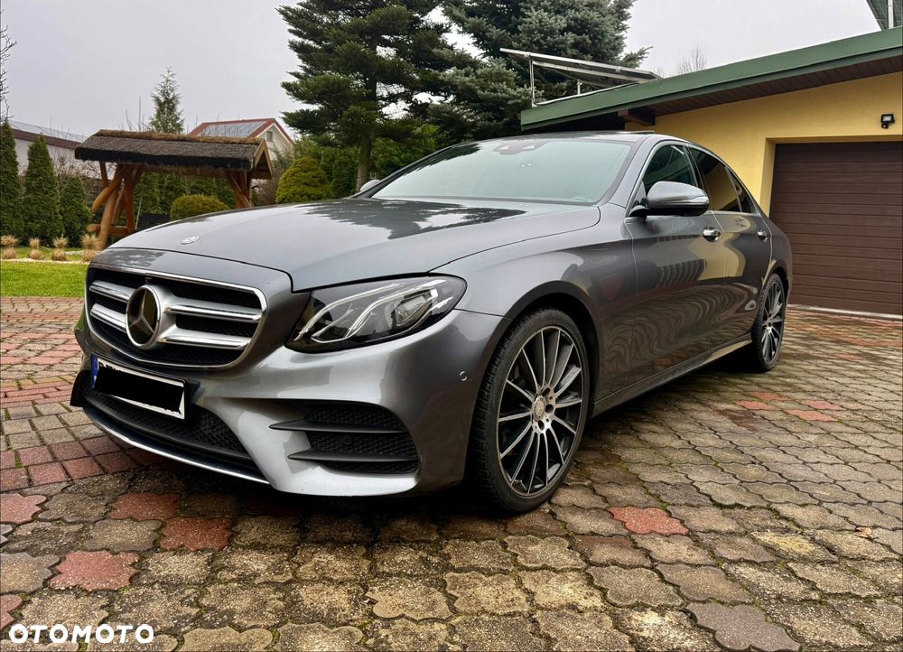 Mercedes-Benz Klasa E 220 d 9G-TRONIC - 2
