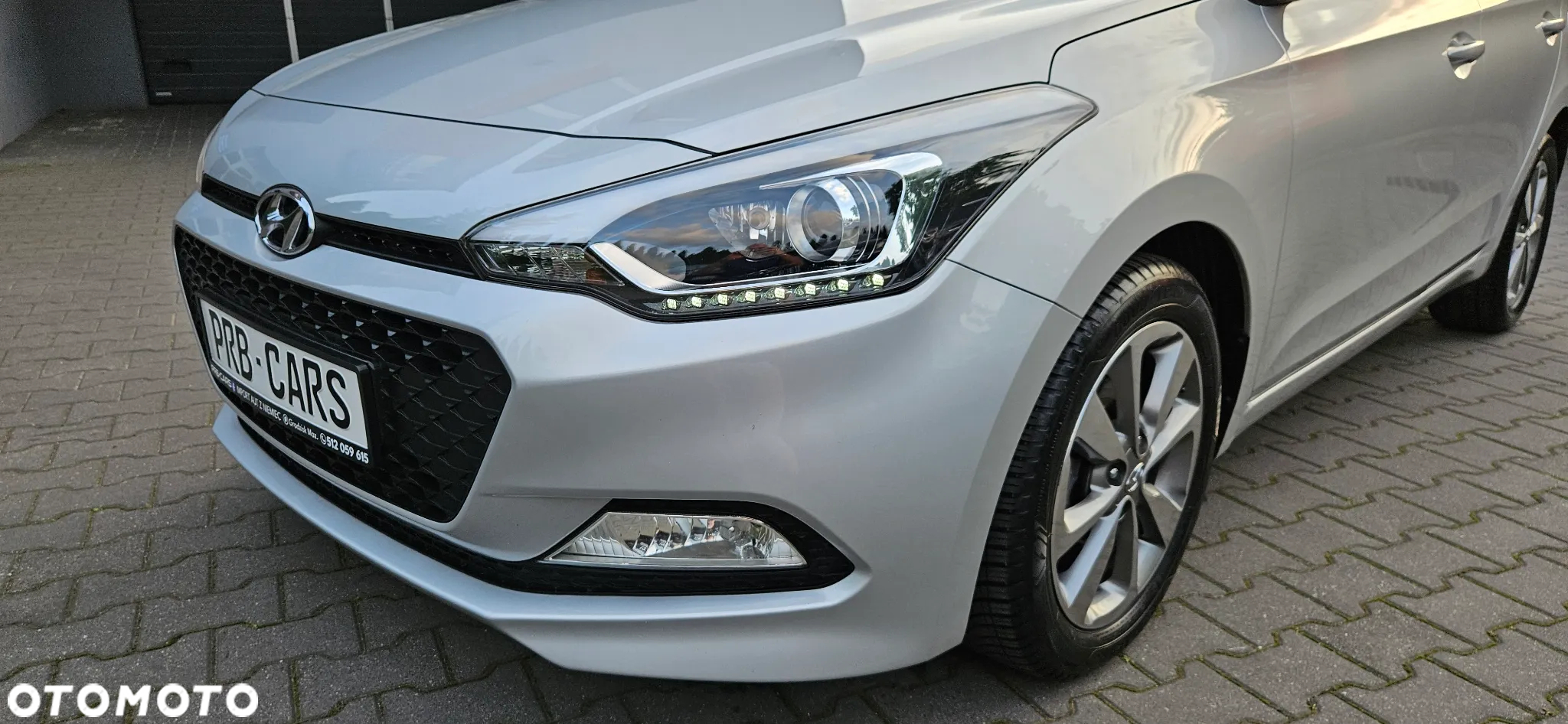 Hyundai i20 1.2 YES Silver - 16