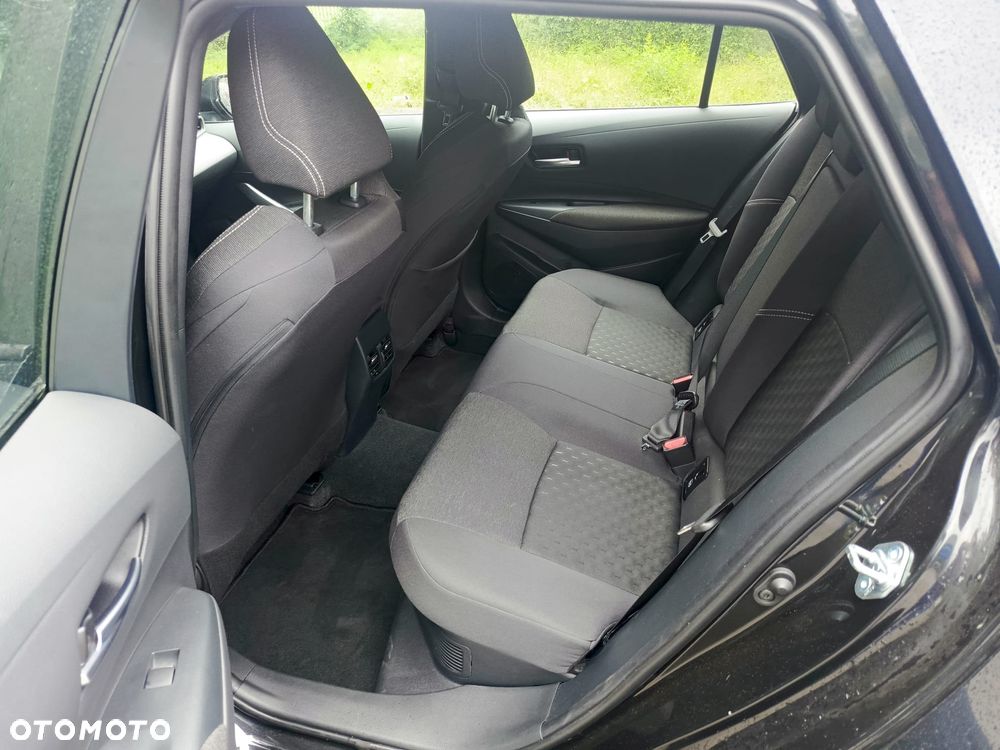 Toyota Corolla 1.8 Business Edition - 25