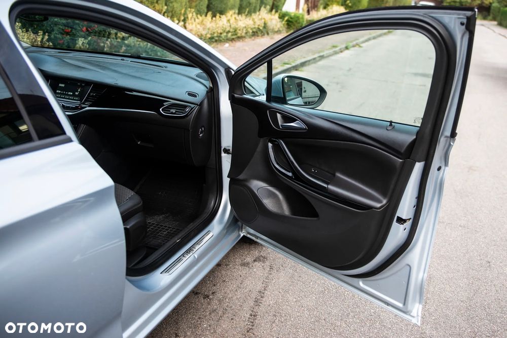 Opel Astra 1.4 Turbo Edition - 35