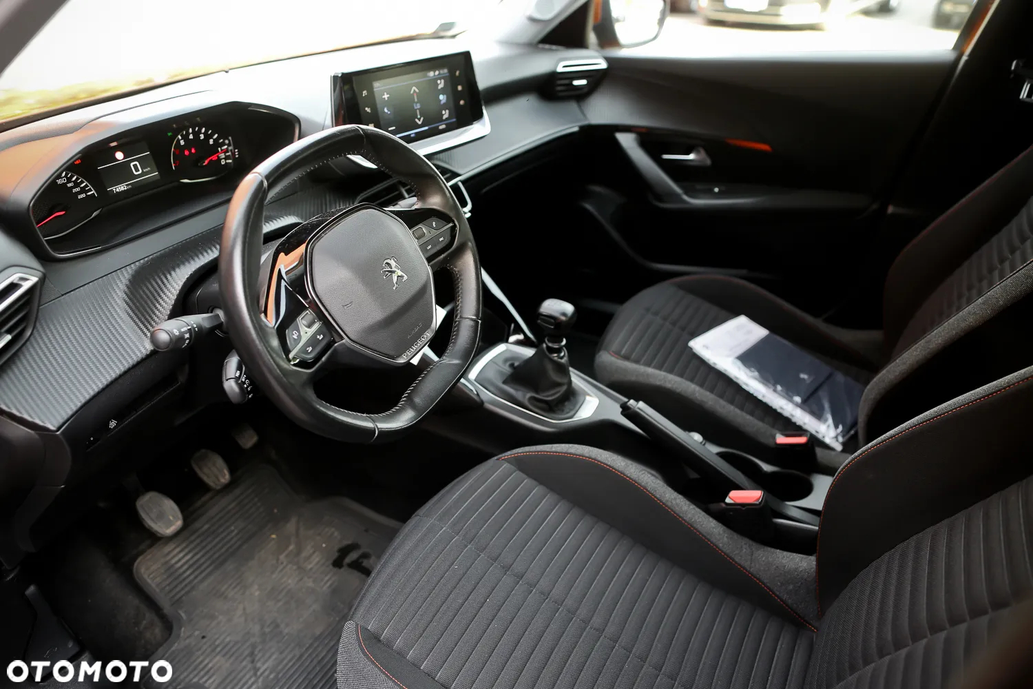 Peugeot 2008 1.2 PureTech Active S&S - 4