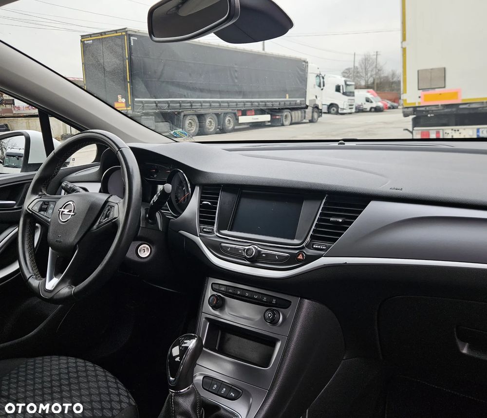 Opel Astra - 17