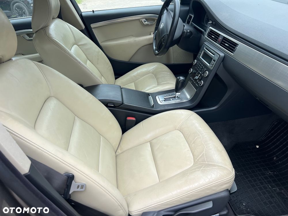 Volvo S80 - 11