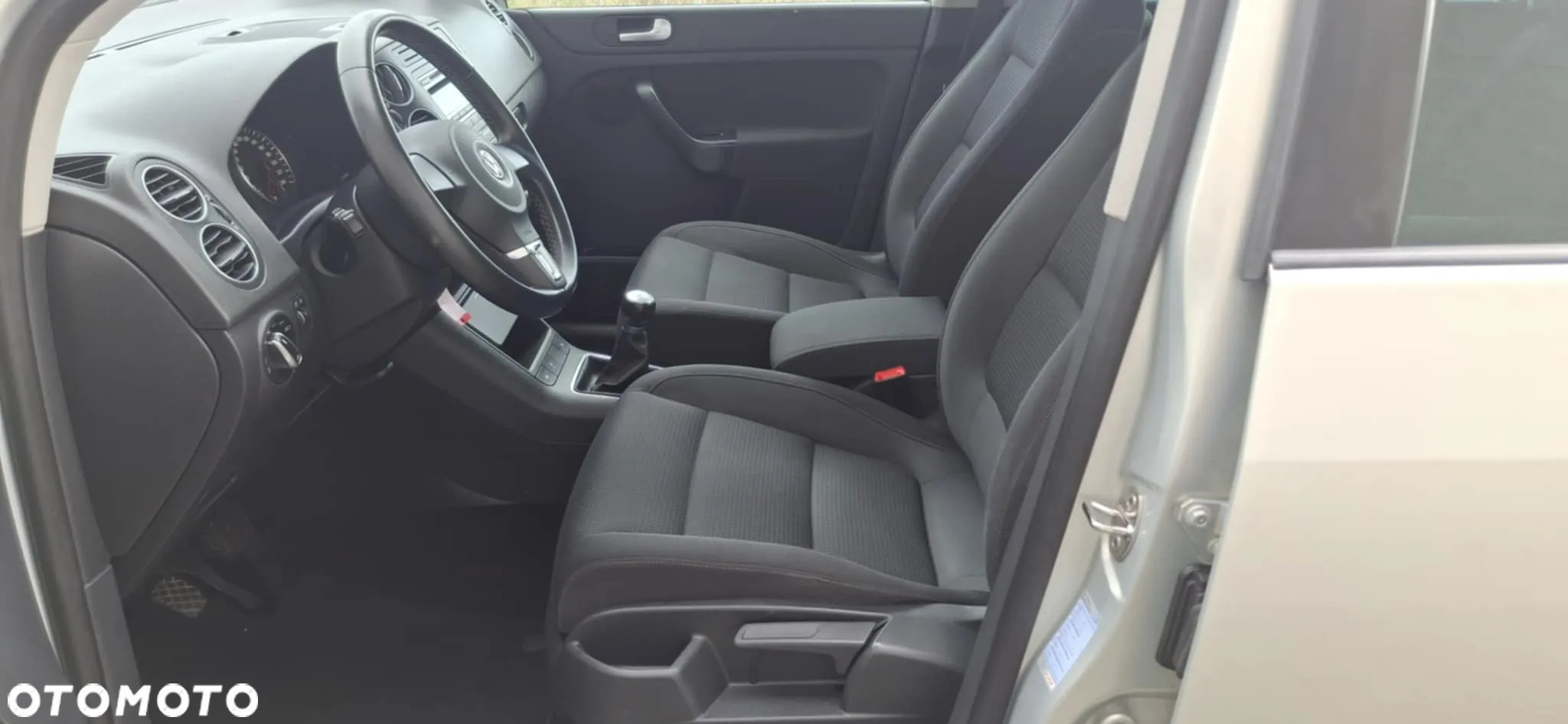 Volkswagen Golf Plus 1.2 TSI Team - 12