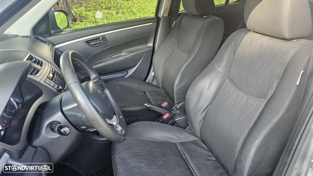 Suzuki Swift 1.3 DDiS Comfort - 25