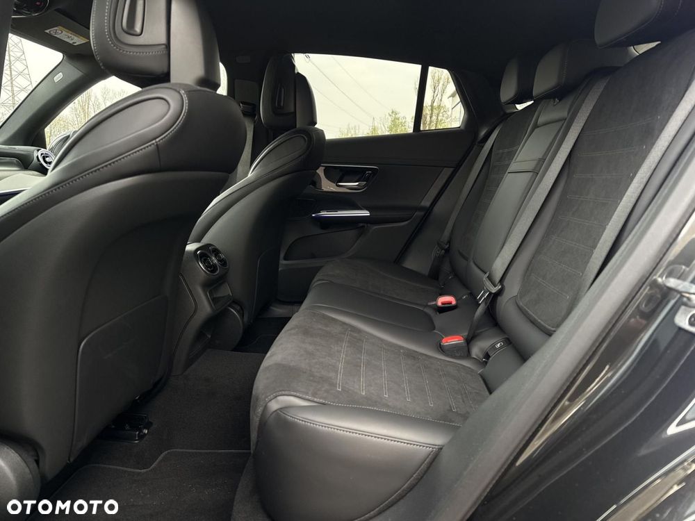 Mercedes-Benz GLC - 20