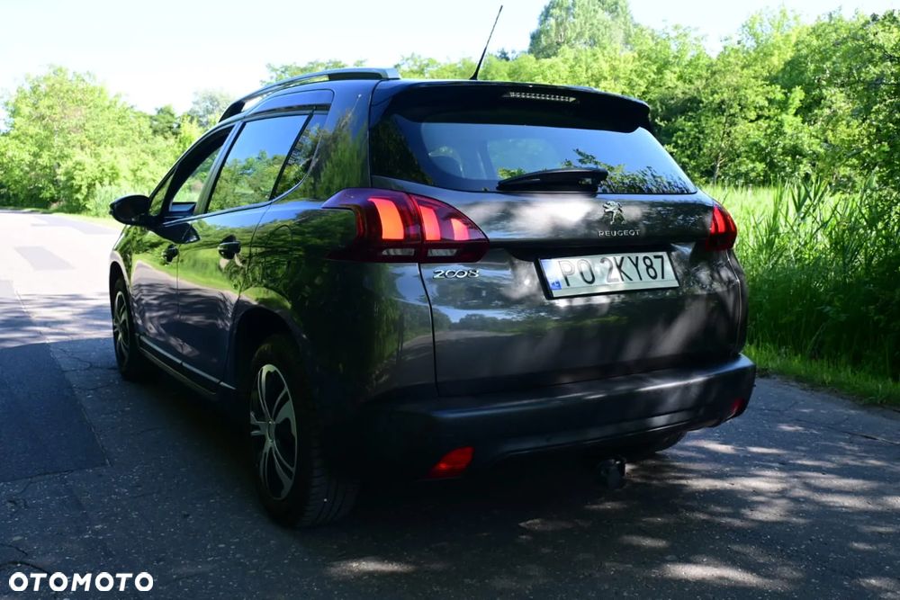 Peugeot 2008 1.2 Pure Tech Active S&S EAT6 - 4
