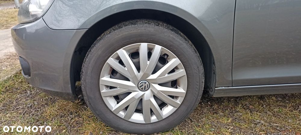 Volkswagen Golf 1.6 TDI DPF BlueMotion Technology Comfortline - 16