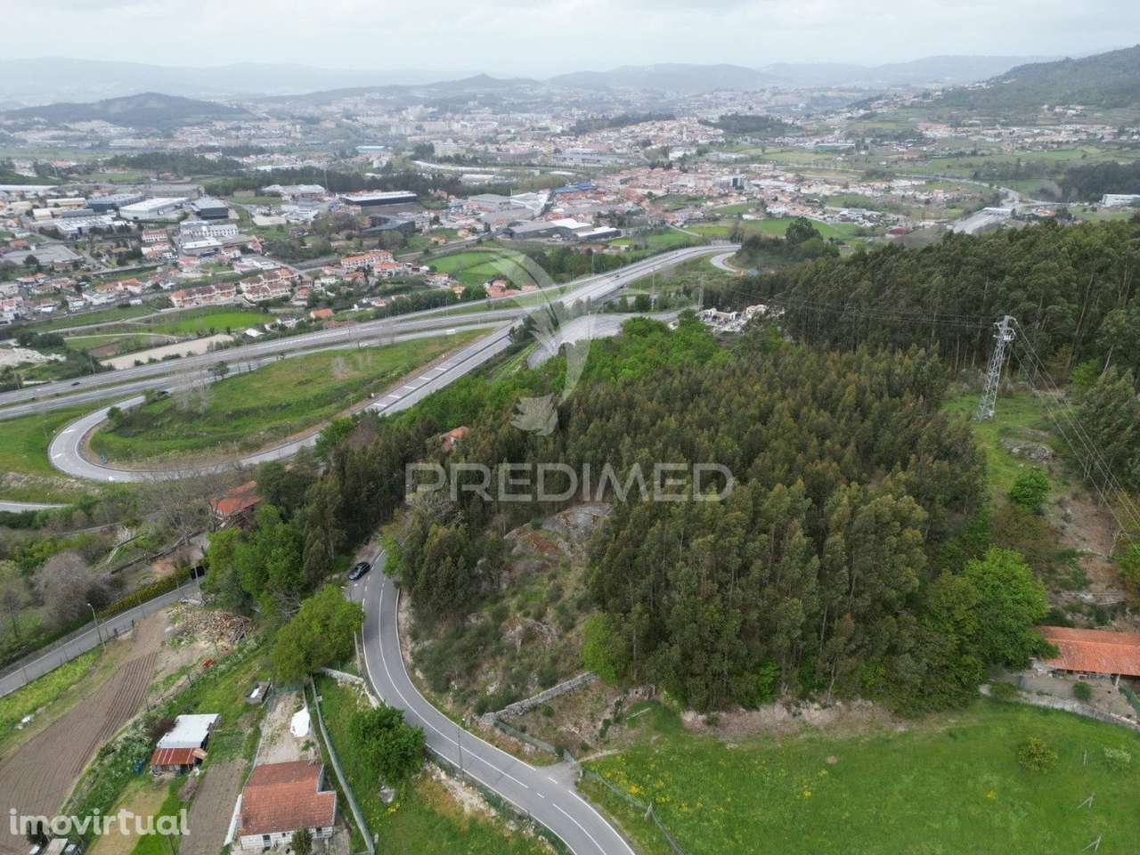 Terreno para construção de Moradias em Polvoreira - Guimarães - Grande imagem: 2/27