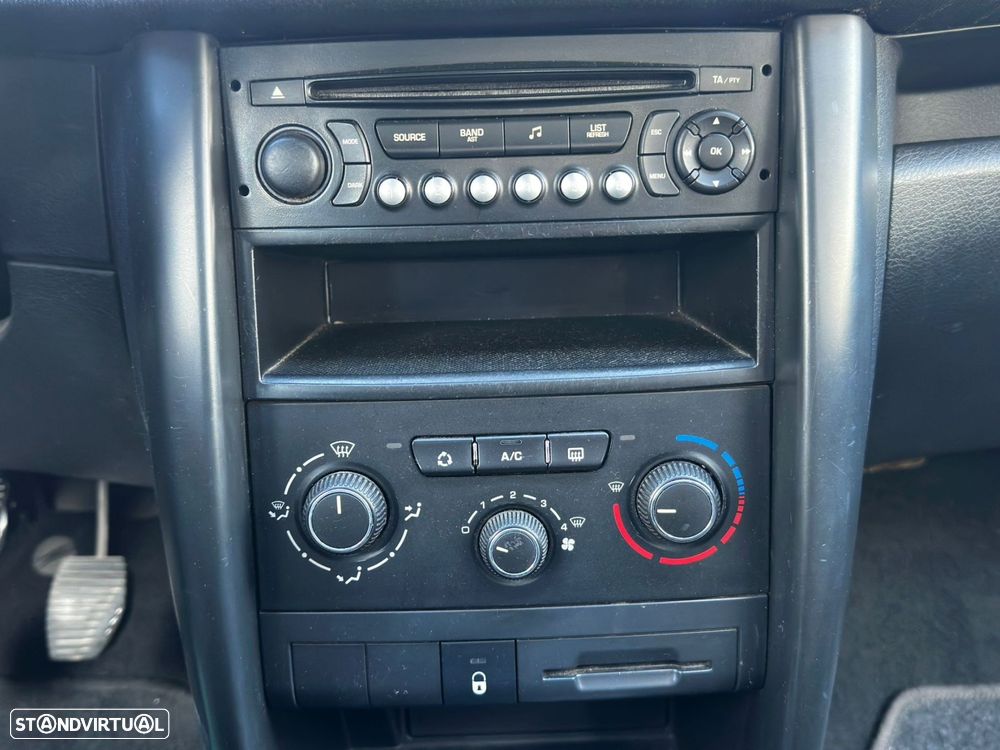 Peugeot 207 1.6 HDi Sport - 11