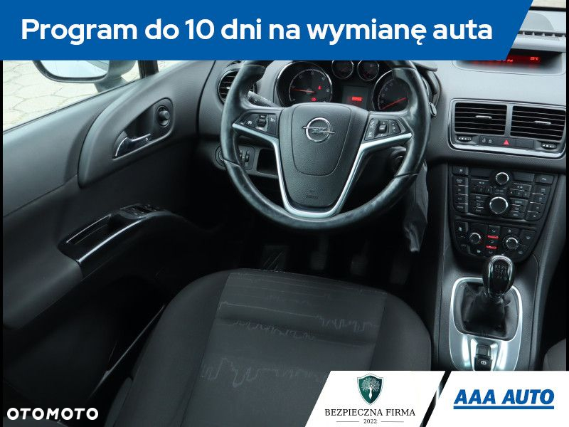 Opel Meriva - 8