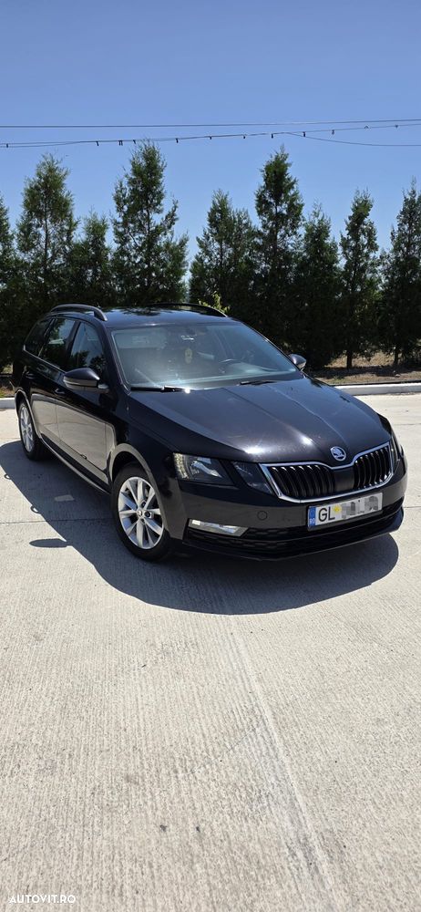 Skoda Octavia 2.0 TDI DSG Ambition - 3