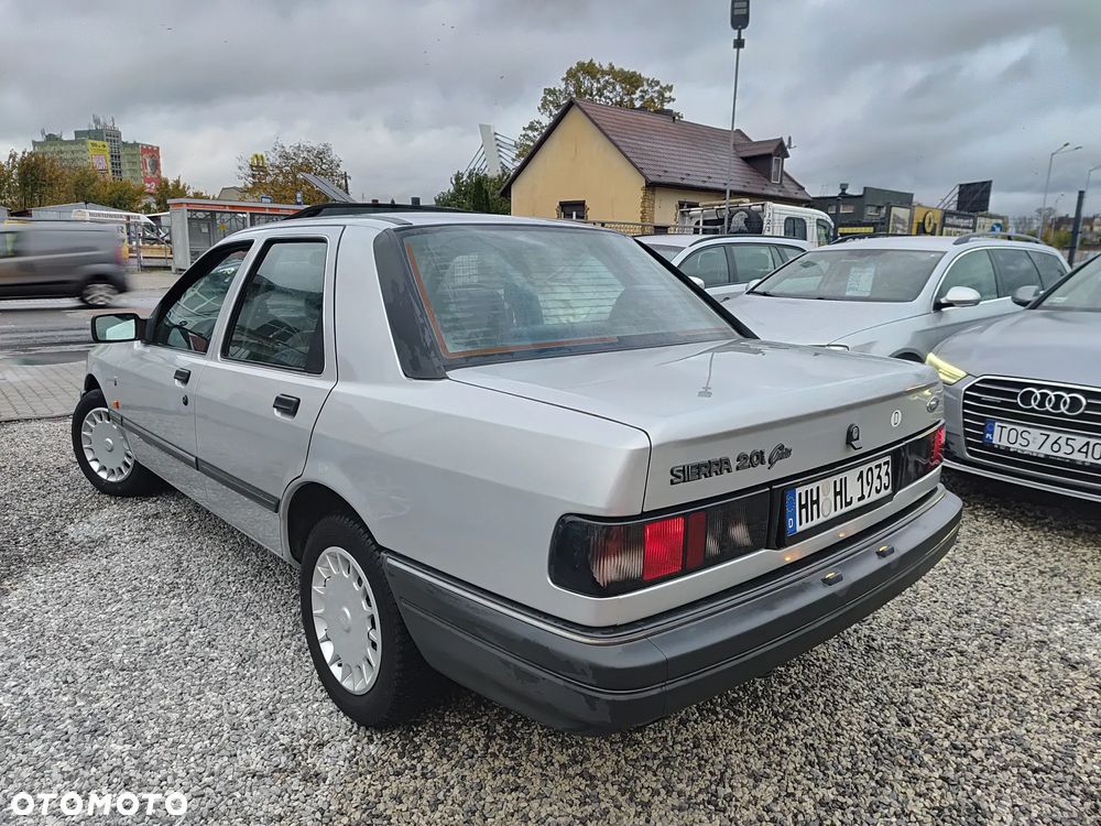 Ford Sierra 2.0 Ghia - 4