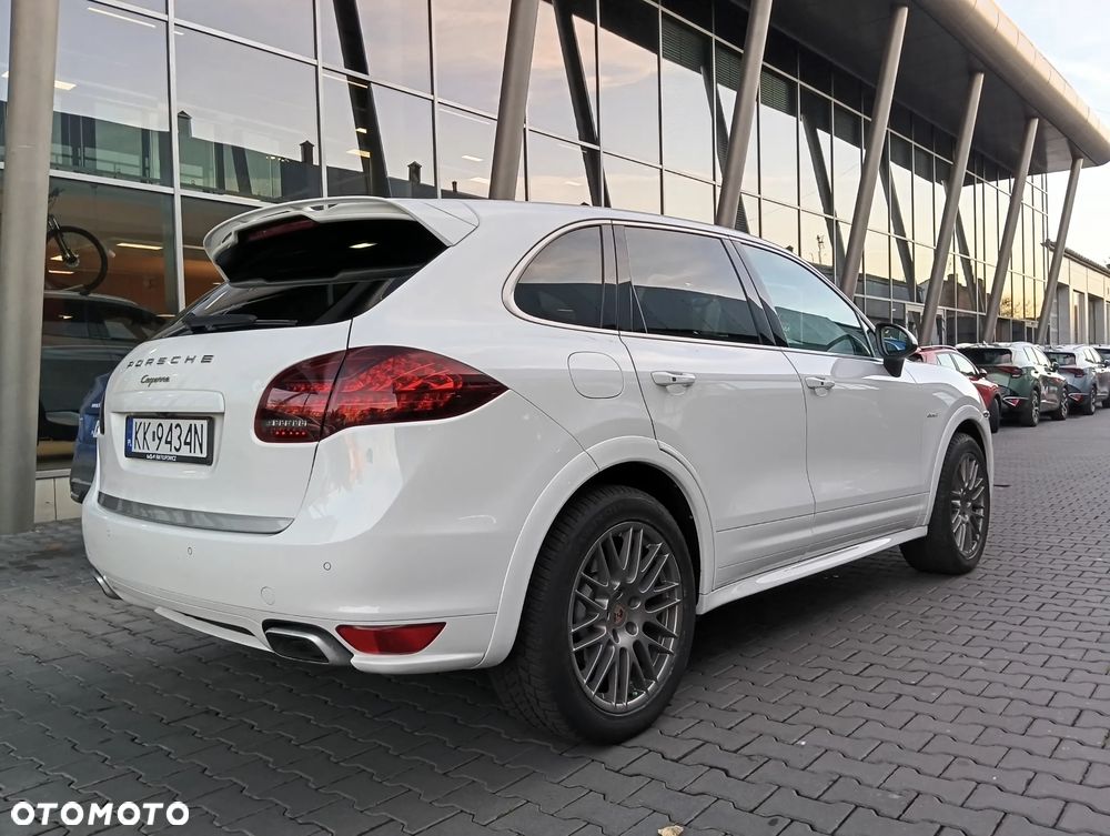 Porsche Cayenne Diesel Platinum Edition - 6