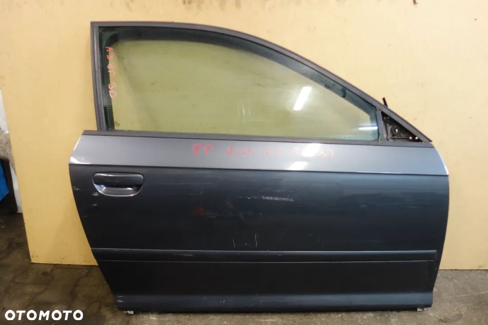 DRZWI PRAWY PRZÓD AUDI A8 8P 3D - 1