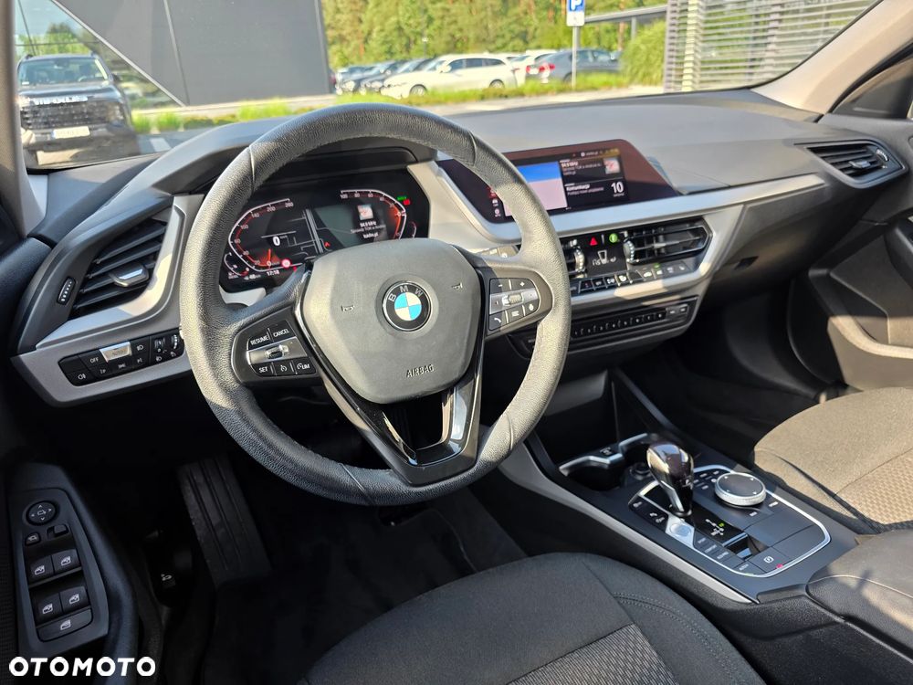 BMW Seria 1 116d Sport Line - 22