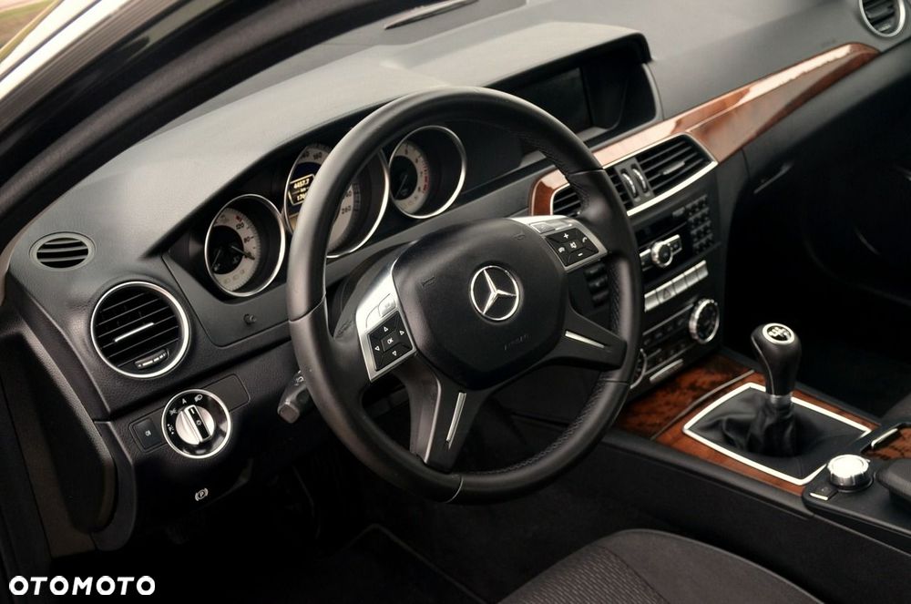 Mercedes-Benz Klasa C - 13