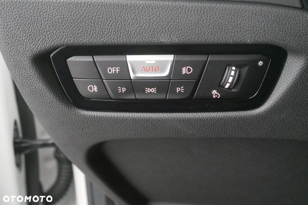 BMW Seria 3 - 33