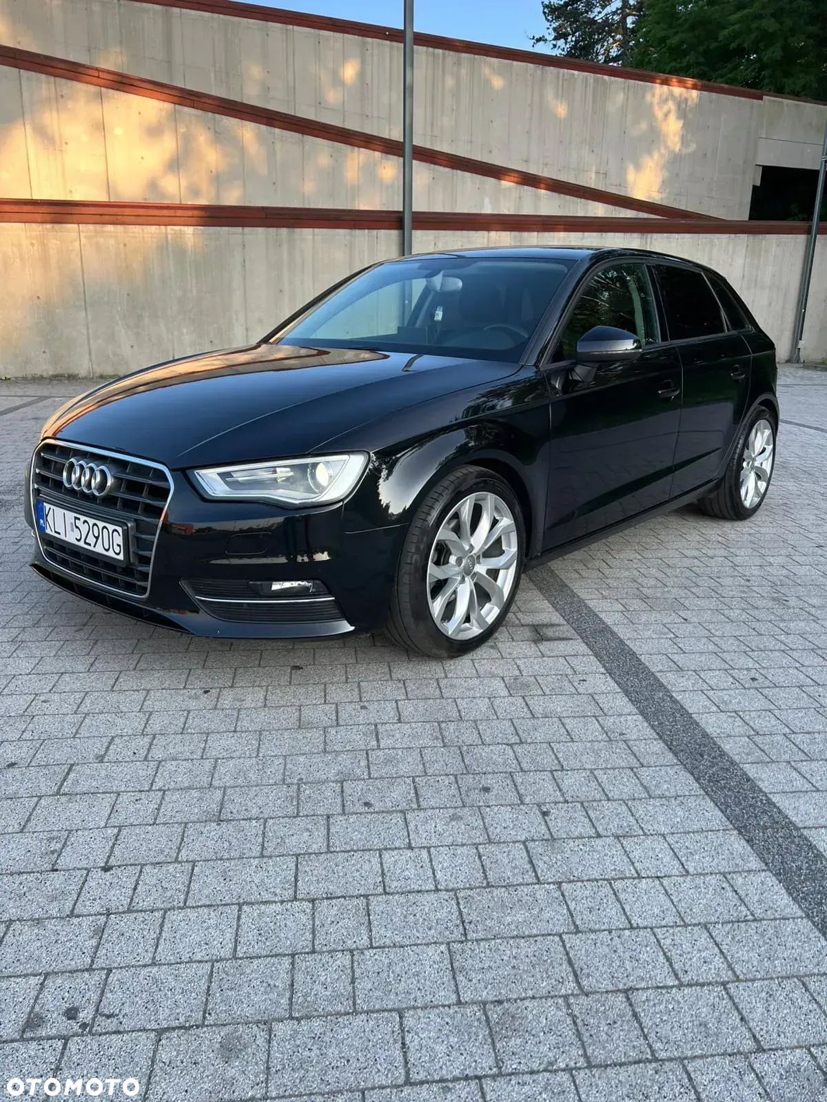 Audi A3 1.6 TDI DPF Ambiente S tronic - 1