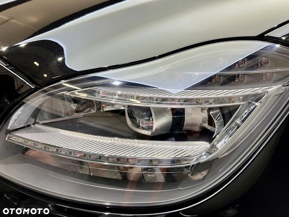 Mercedes-Benz CLS 63 AMG S 4-Matic - 12