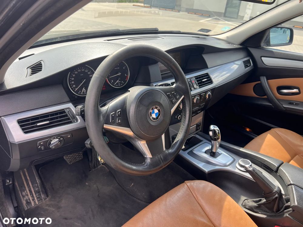 BMW Seria 5 530d - 14