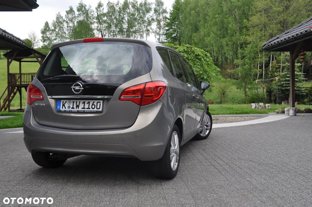 Opel Meriva 1.4 Design Edition - 9