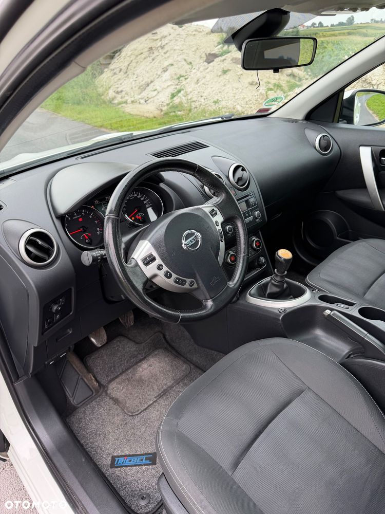 Nissan Qashqai 2.0 Tekna - 8