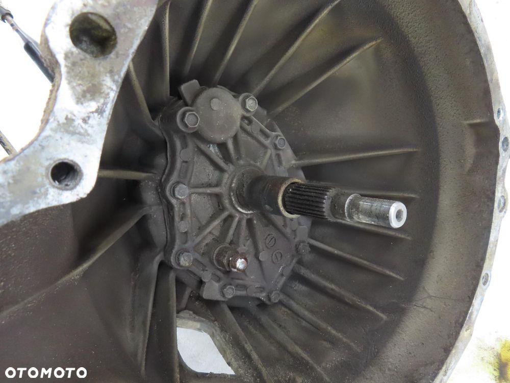 SKRZYNIA BIEGÓW NISSAN TERRANO II R20 3.0 Di 32101G2342 33107G2340 - 5