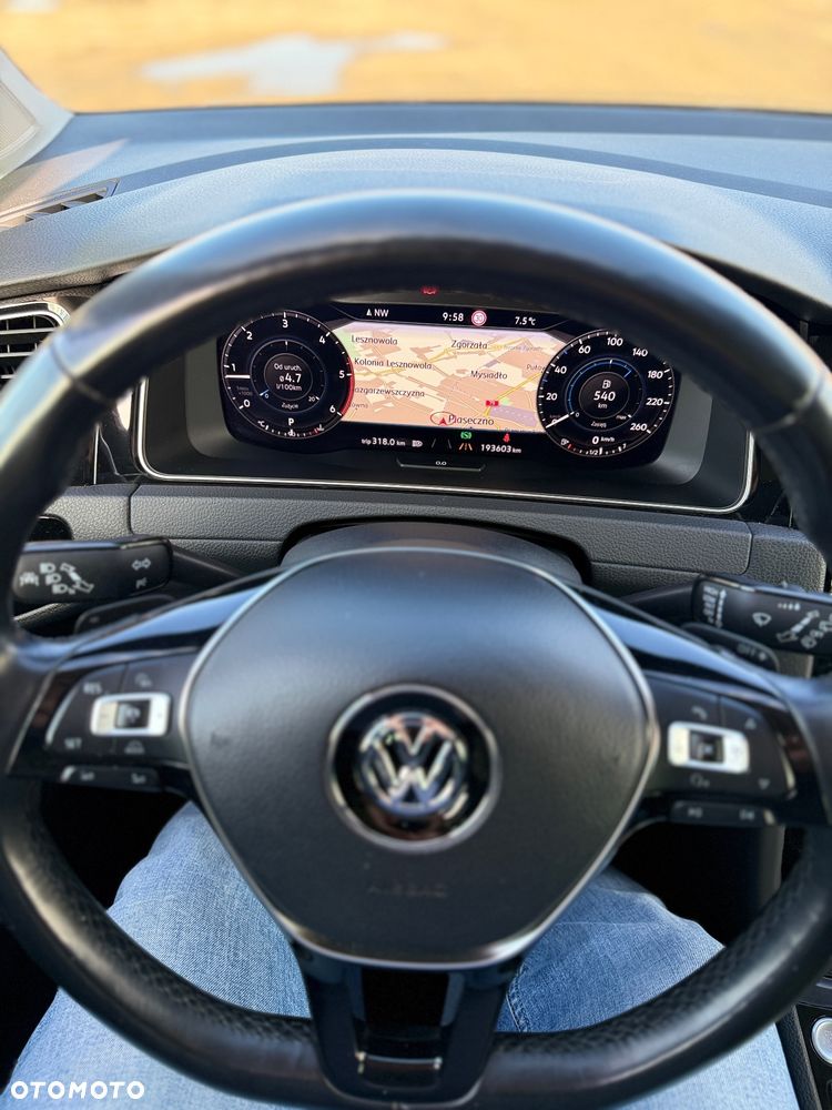 Volkswagen Golf 2.0 BlueTDI DSG Highline - 25